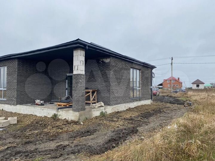 Дом 101 м² на участке 6,5 сот.