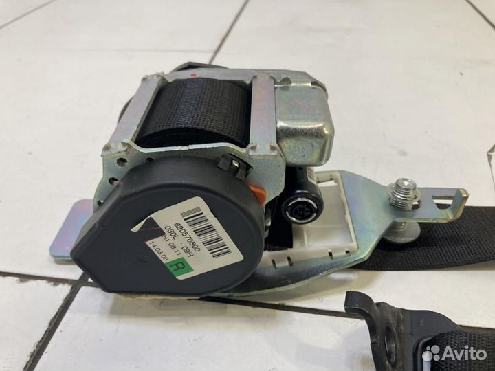 Ремень безопасности с пиропатроном Mercedes-Benz M