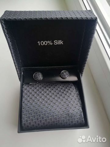 Галстук мужской (зажим, запонки, платок)