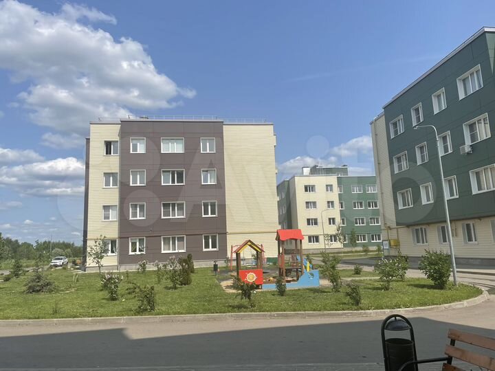 4-к. квартира, 117 м², 2/4 эт.