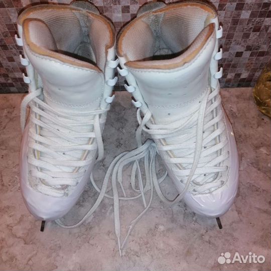 Фигурные коньки edea Motivo