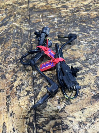 Датчик ABS передний Рено Логан 2