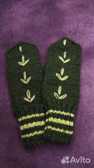 Варежки женские ручной работы