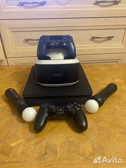 Sony playstation 4 PS4 pro 1tb