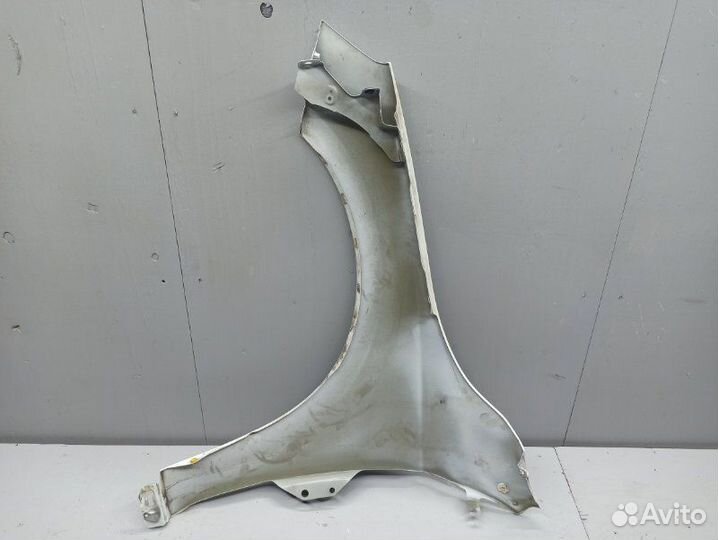 Крыло переднее правое Volvo S60 FS