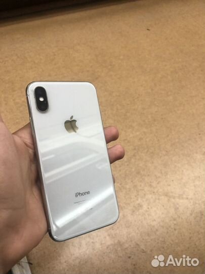 iPhone X, 64 ГБ