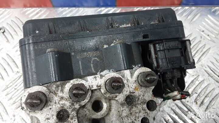 Блок ABS Toyota Urban Cruiser 2011 1338006960