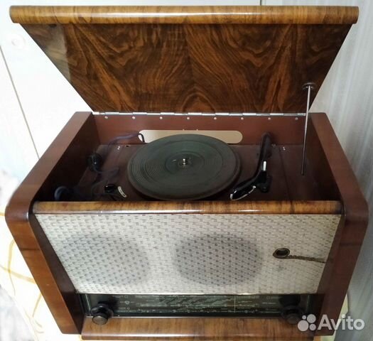 Радиола ламповая Вэф-Аккорд СССР 1958 г рабочая