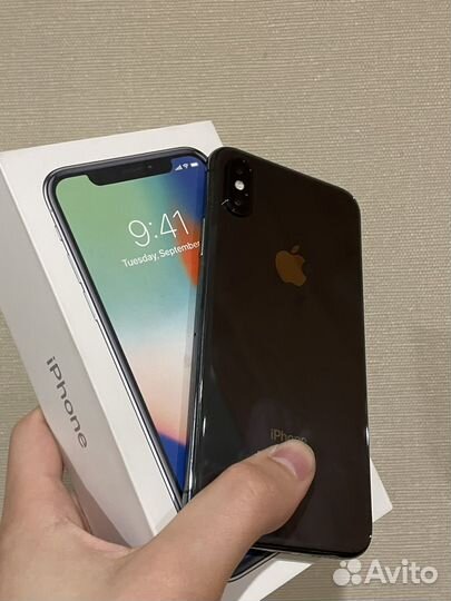 iPhone X, 64 ГБ