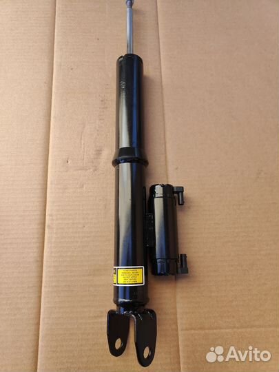 Амортизатор передний на 222мерседес