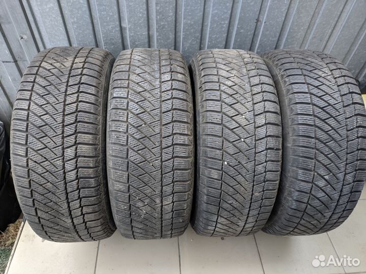 Continental ContiVikingContact 6 215/60 R16