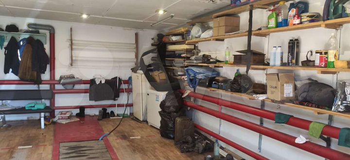 Гараж, > 30 м²