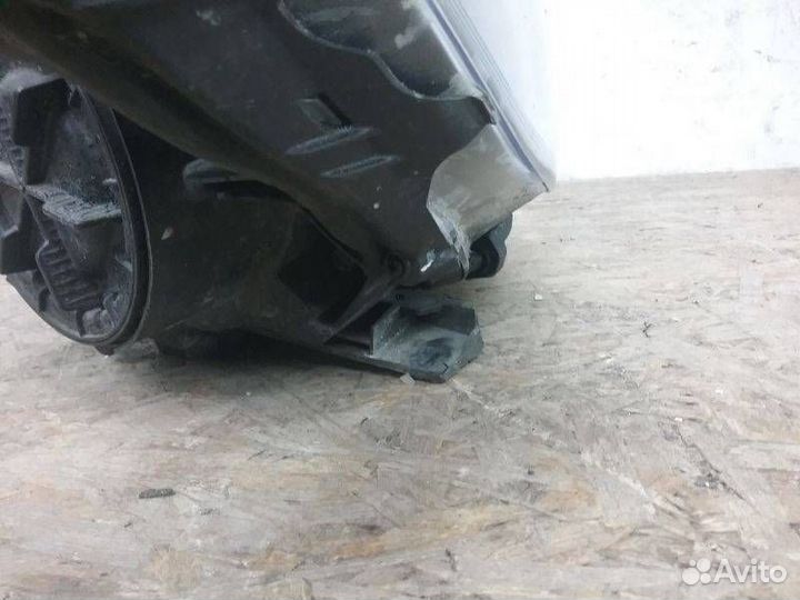 Фара правая Kia Rio