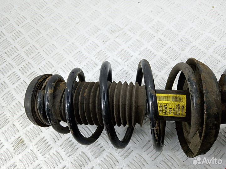 Стойка для Chevrolet Orlando