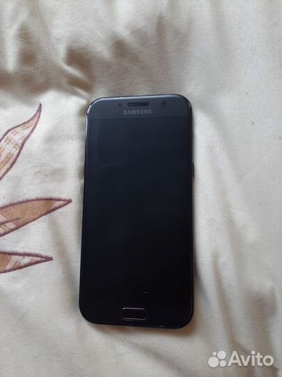 Samsung Galaxy A5 (2017) SM-A520F/DS, 3/32 ГБ
