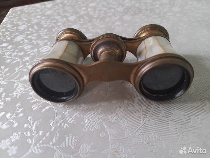 Антикварный театральный бинокль Франция