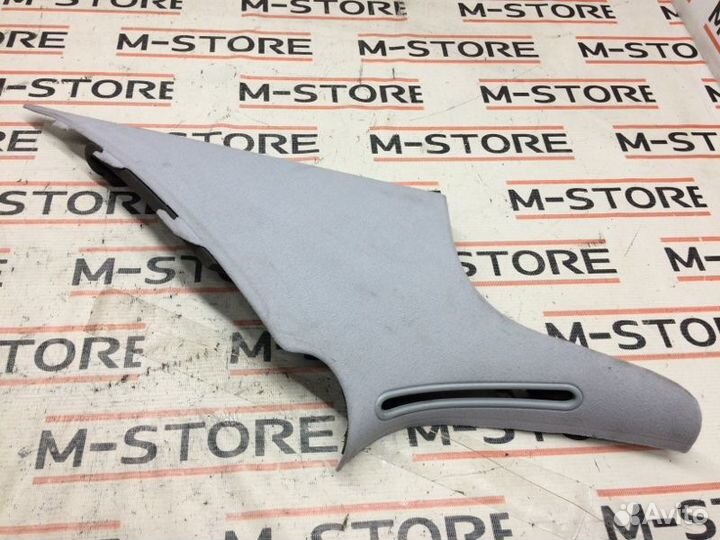 Обшивка стойки задняя левая Mercedes-Benz E-Class