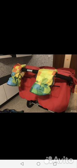 Коляска для двойни bumbleride