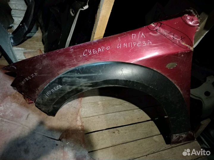 Крыло Subaru Impreza