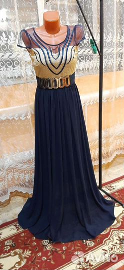 Элегантное платье