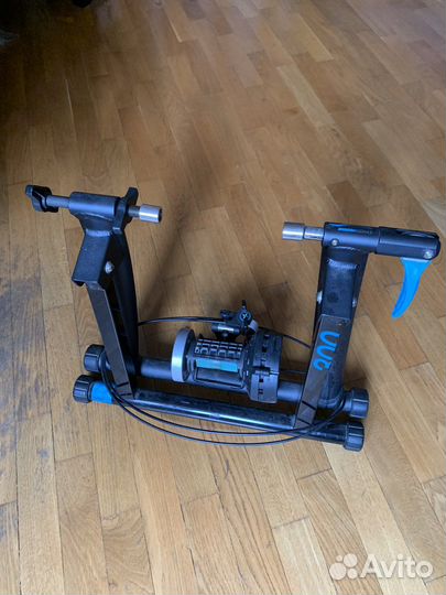 Велостанок btwin 300 (decathlon)