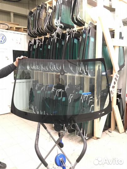 Стекло лобовое Ауди а7