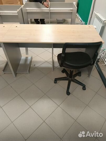Стол офисный