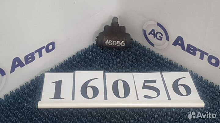 Цилиндр тормозной рабочий Nissan Cube