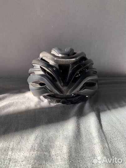 Шлем giro cinder mips