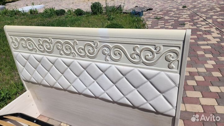 Кровать 1.4х2 м