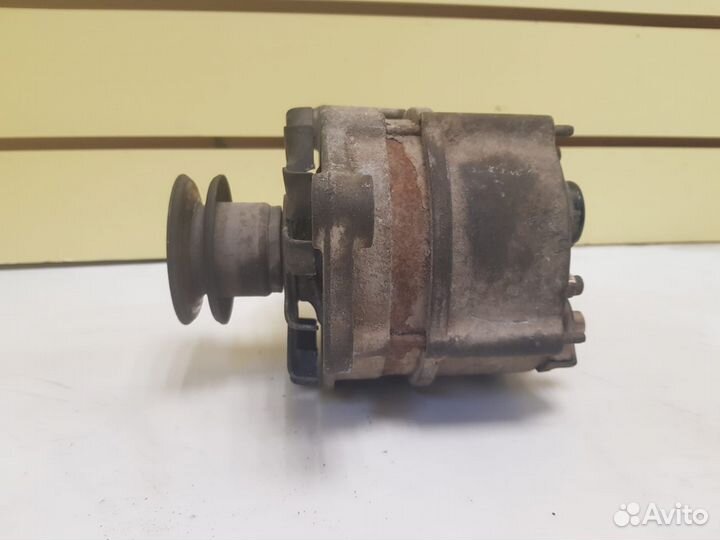 Генератор Volkswagen Golf 3