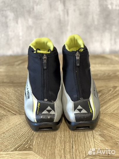 Лыжные ботинки детские