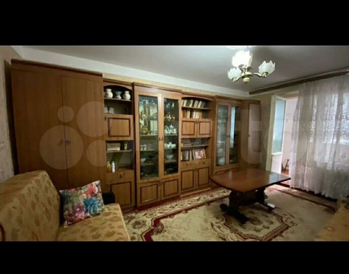 2-к. квартира, 60 м², 1/5 эт.