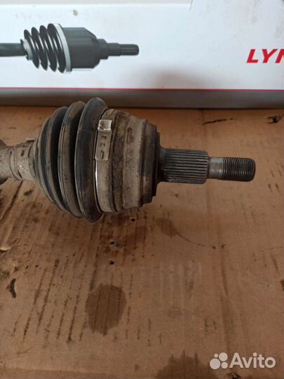 Привод правый Skoda Octavia