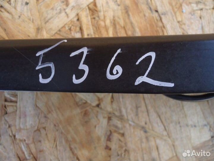 Поводок стеклоочистителя Volkswagen Passat B6 BZB