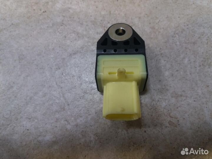 Датчик airbag Toyota Land Cruiser Prado J150 TRJ15
