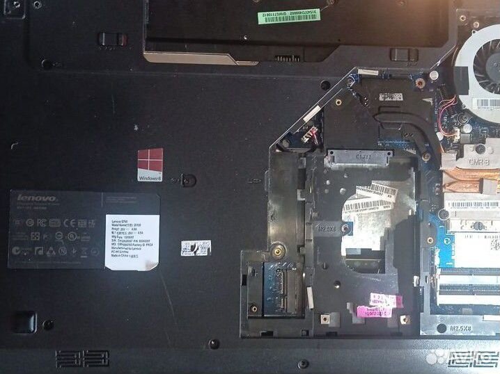 Ноутбук на запчасти