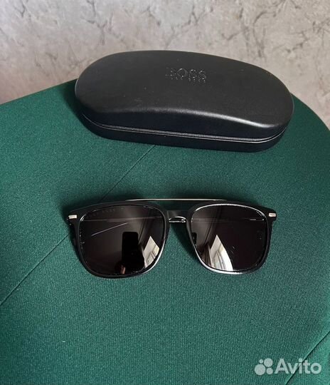 Солнцезащитные очки мужские брендовые
