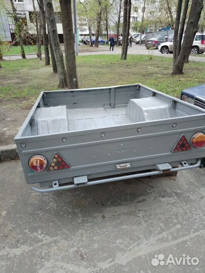 Прицеп на легковой автомобиль