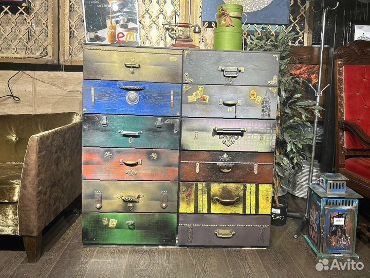 Комод авторский с чемоданами