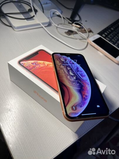 iPhone Xr, 64 ГБ