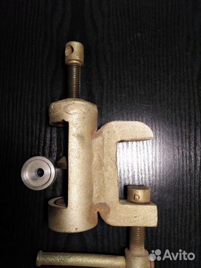 Прибор для снаряжения патронов