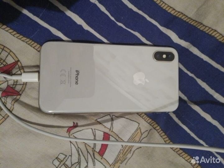 iPhone X, 64 ГБ