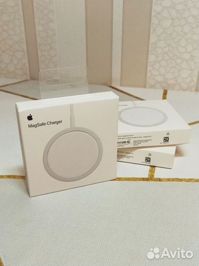 Apple MagSafe - Магнитное зарядное устройство