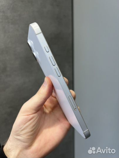 iPhone 16 plus 128 white бу sim esim