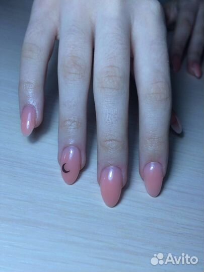 Маникюр на дому