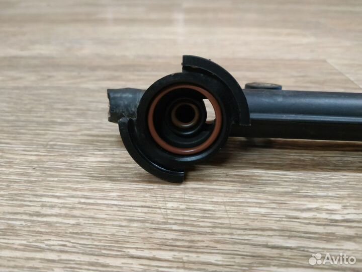 Рампа топливная Rover 4 Series 25 (2000-2005)