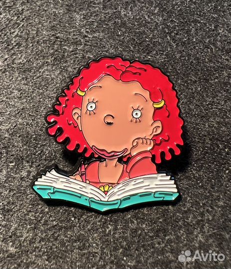 Значок пин из мультика Как говорит Джинджер