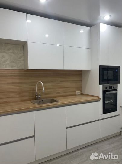 Прямой кухонный гарнитур