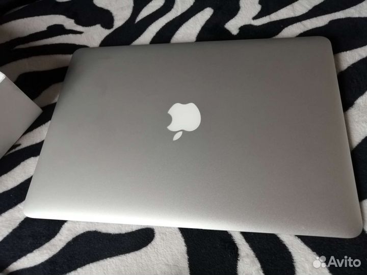 Macbook air 13 mid 2017